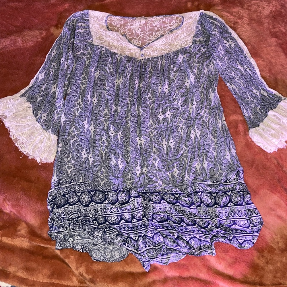 Hardly worn, size Large.